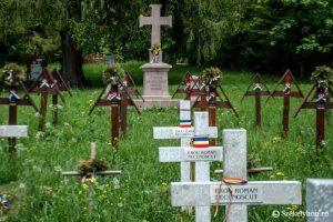 Tárgyalás az úzvölgyi katonai temetőről